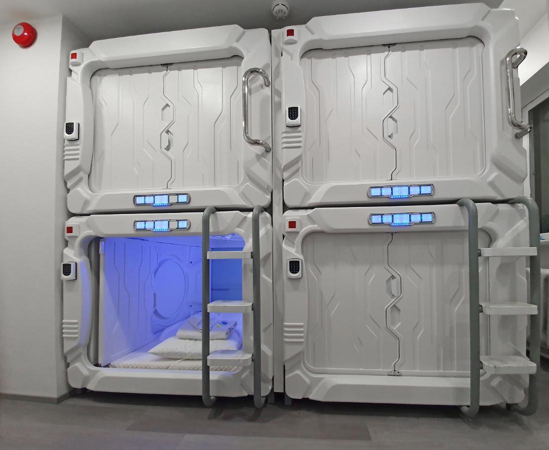 Capsule Hostels Tallin Zewnętrze zdjęcie