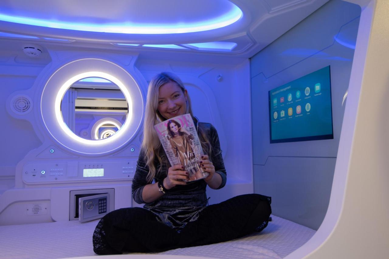 Capsule Hostels Tallin Zewnętrze zdjęcie