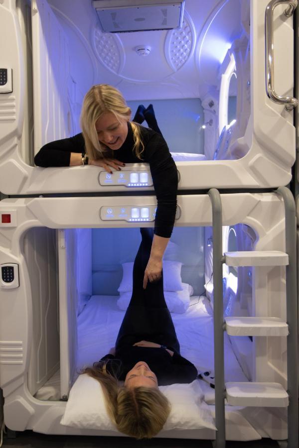 Capsule Hostels Tallin Zewnętrze zdjęcie
