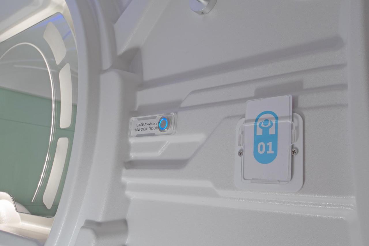 Capsule Hostels Tallin Zewnętrze zdjęcie