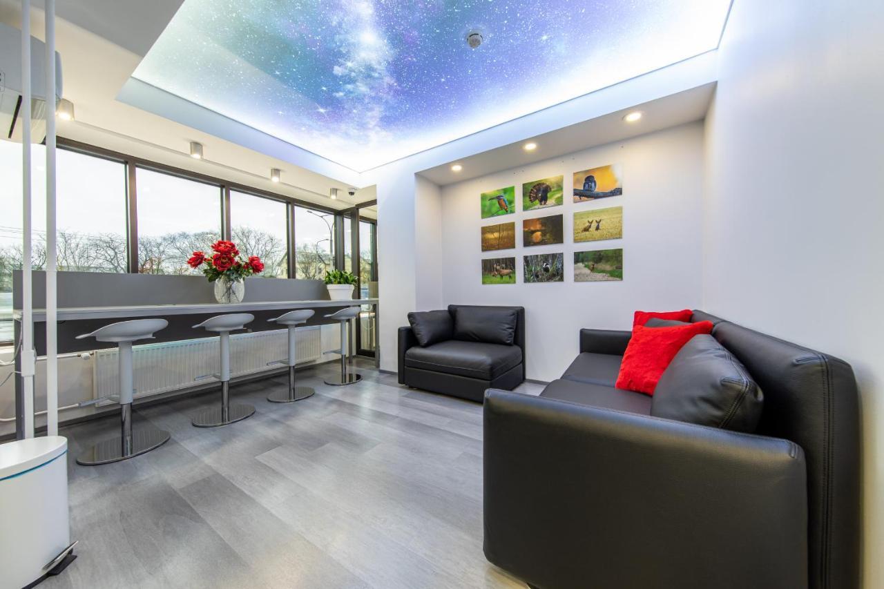 Capsule Hostels Tallin Zewnętrze zdjęcie