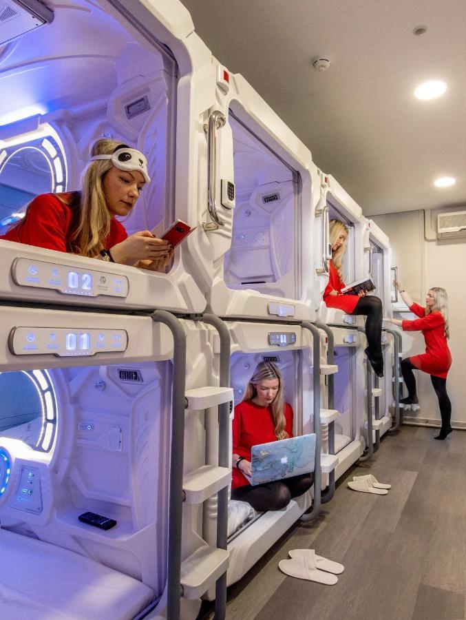Capsule Hostels Tallin Zewnętrze zdjęcie