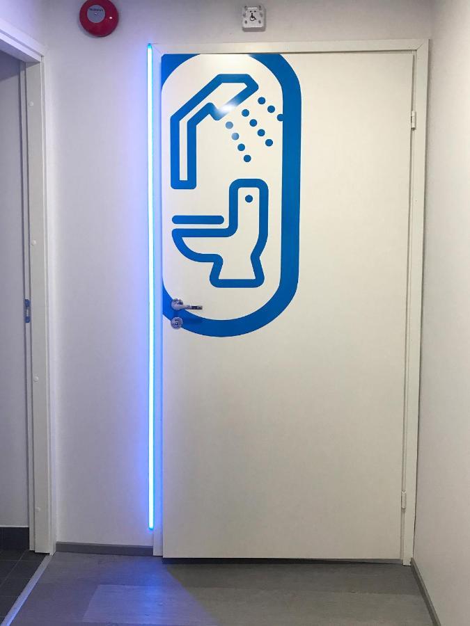 Capsule Hostels Tallin Zewnętrze zdjęcie