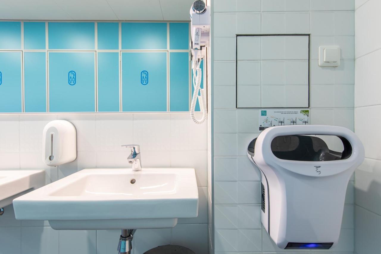 Capsule Hostels Tallin Zewnętrze zdjęcie