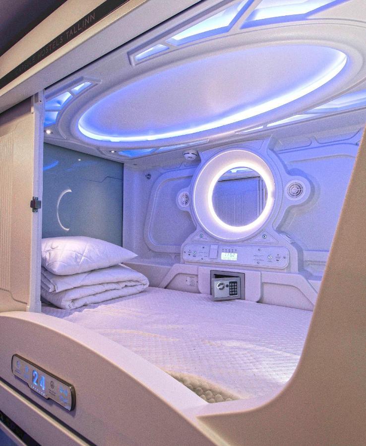 Capsule Hostels Tallin Zewnętrze zdjęcie