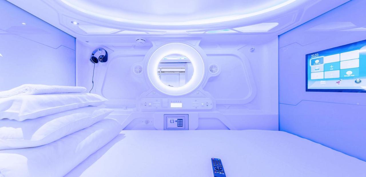 Capsule Hostels Tallin Zewnętrze zdjęcie